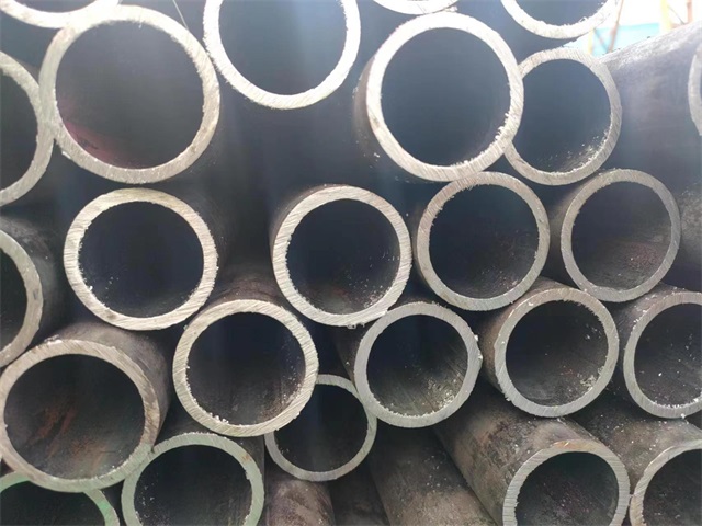 福建10#结构用无缝钢管